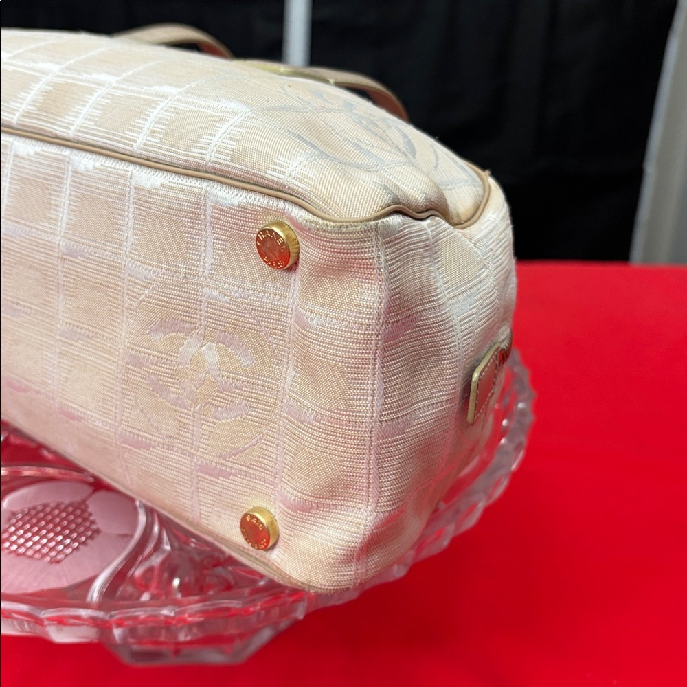 CHANEL Beige and White Patterned inc COA - Picture 5 of 11